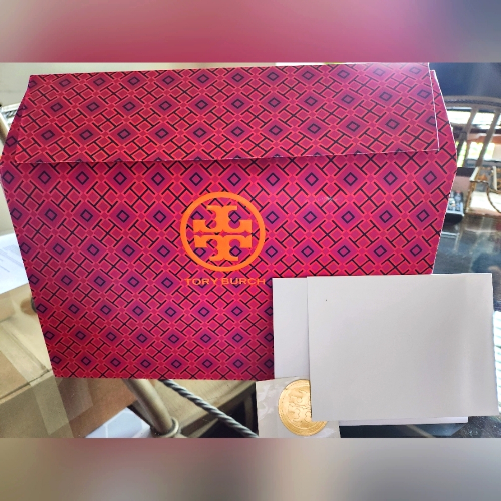 NEW Tory Burch Gift Bag Velcro Closure Paper Shoe Box Bag